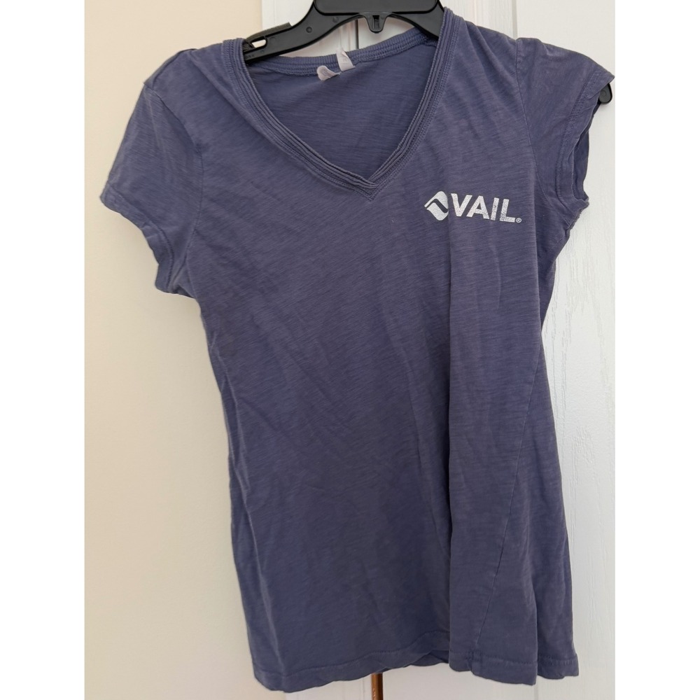 District Threads Vail‎ Colorado V-Neck T-Shirt Blue Gray Women Medium Slub Knit